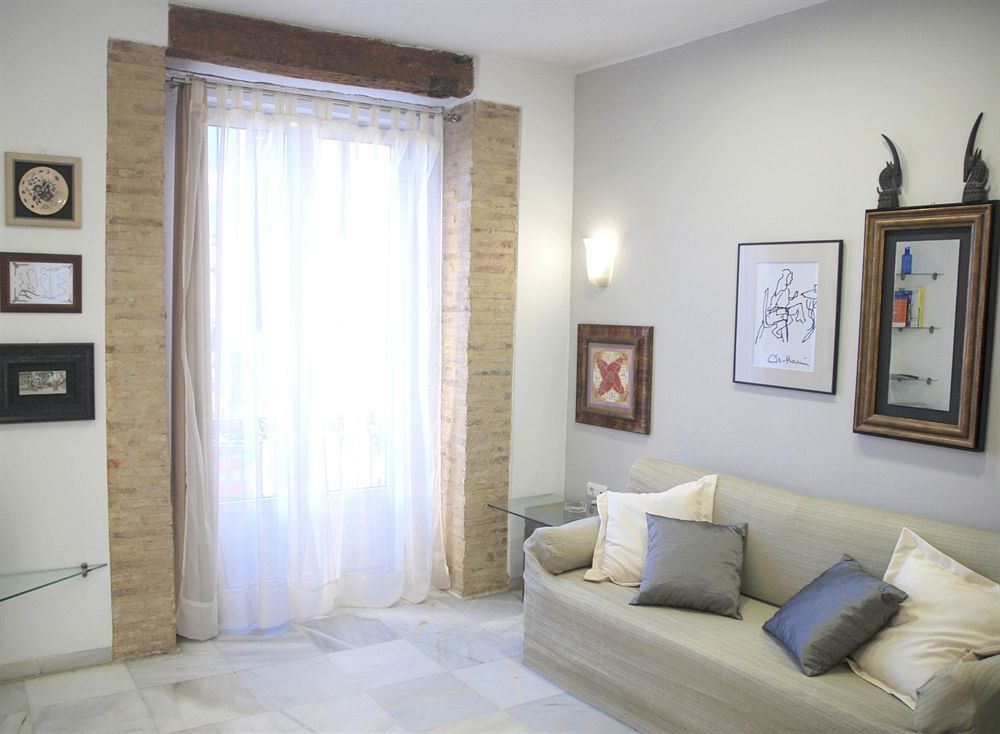 Living Valencia - Jardin Del Turia Apartment Luaran gambar
