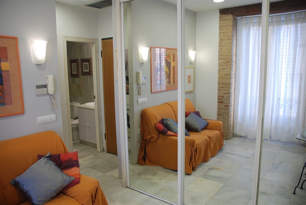 Living Valencia - Jardin Del Turia Apartment Luaran gambar