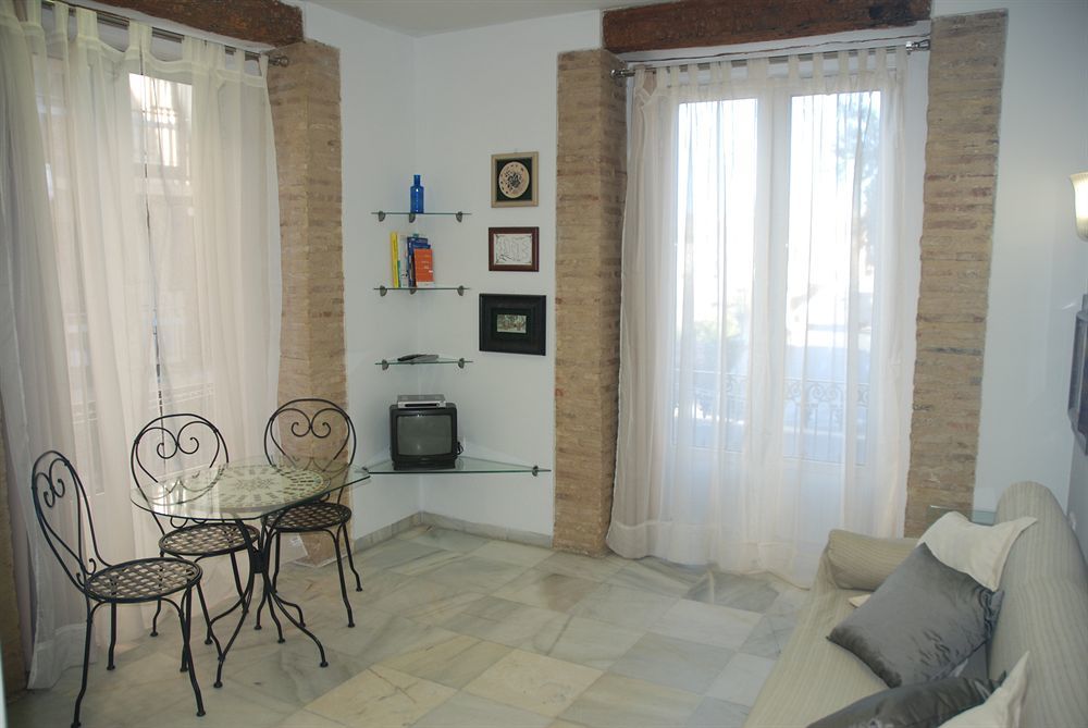 Living Valencia - Jardin Del Turia Apartment Luaran gambar